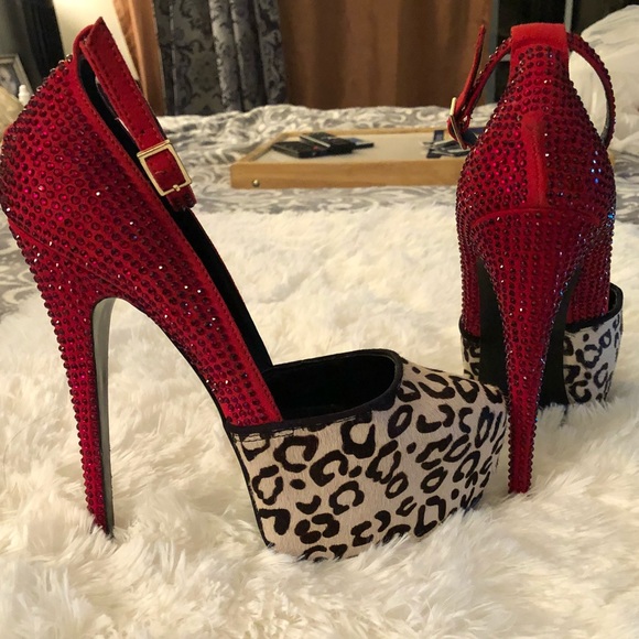 Steve Madden Deeny-R Heels - Picture 2 of 7